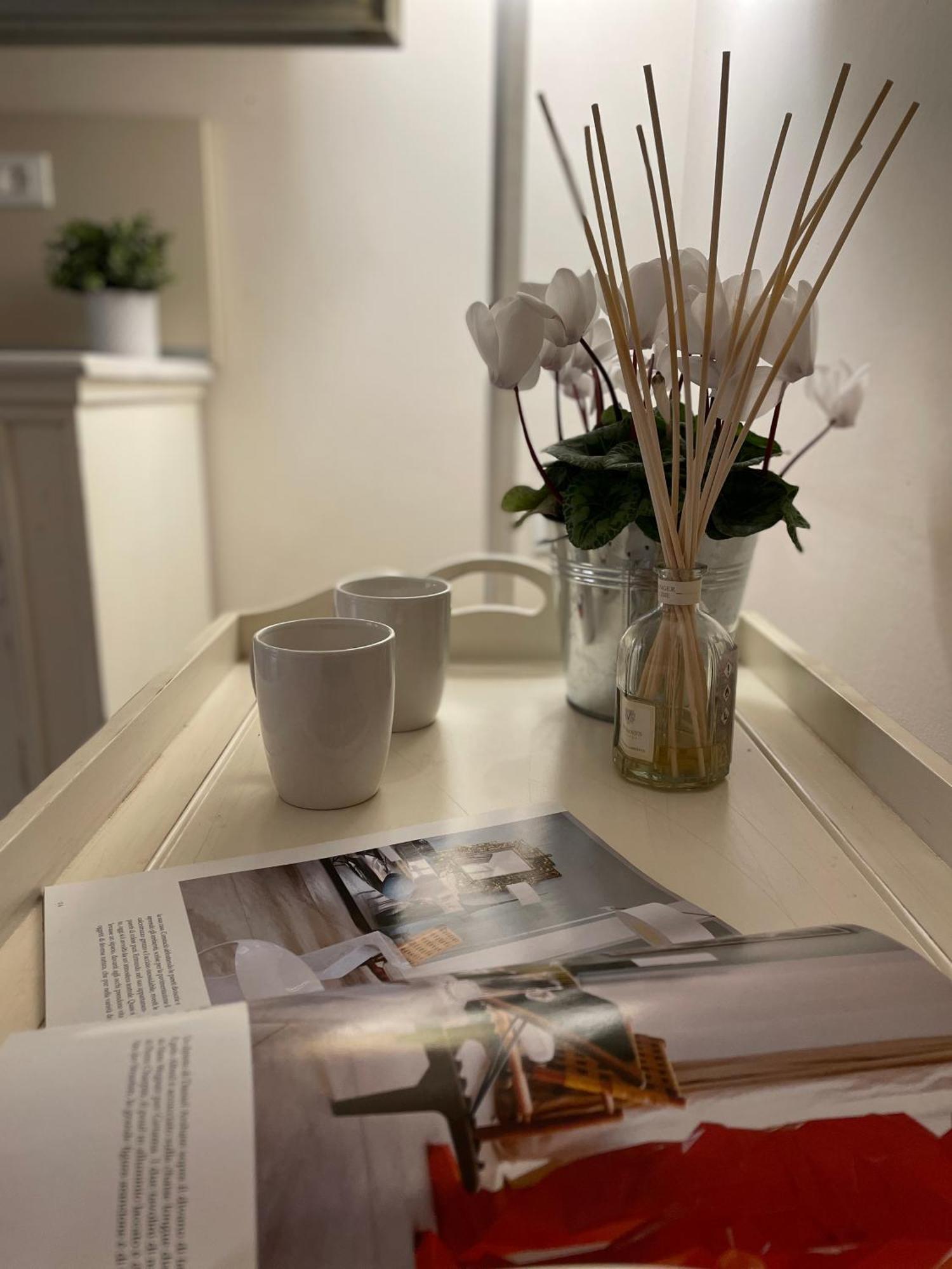 Charming Studio Next To The Duomo ฟลอเรนซ์ ภายนอก รูปภาพ